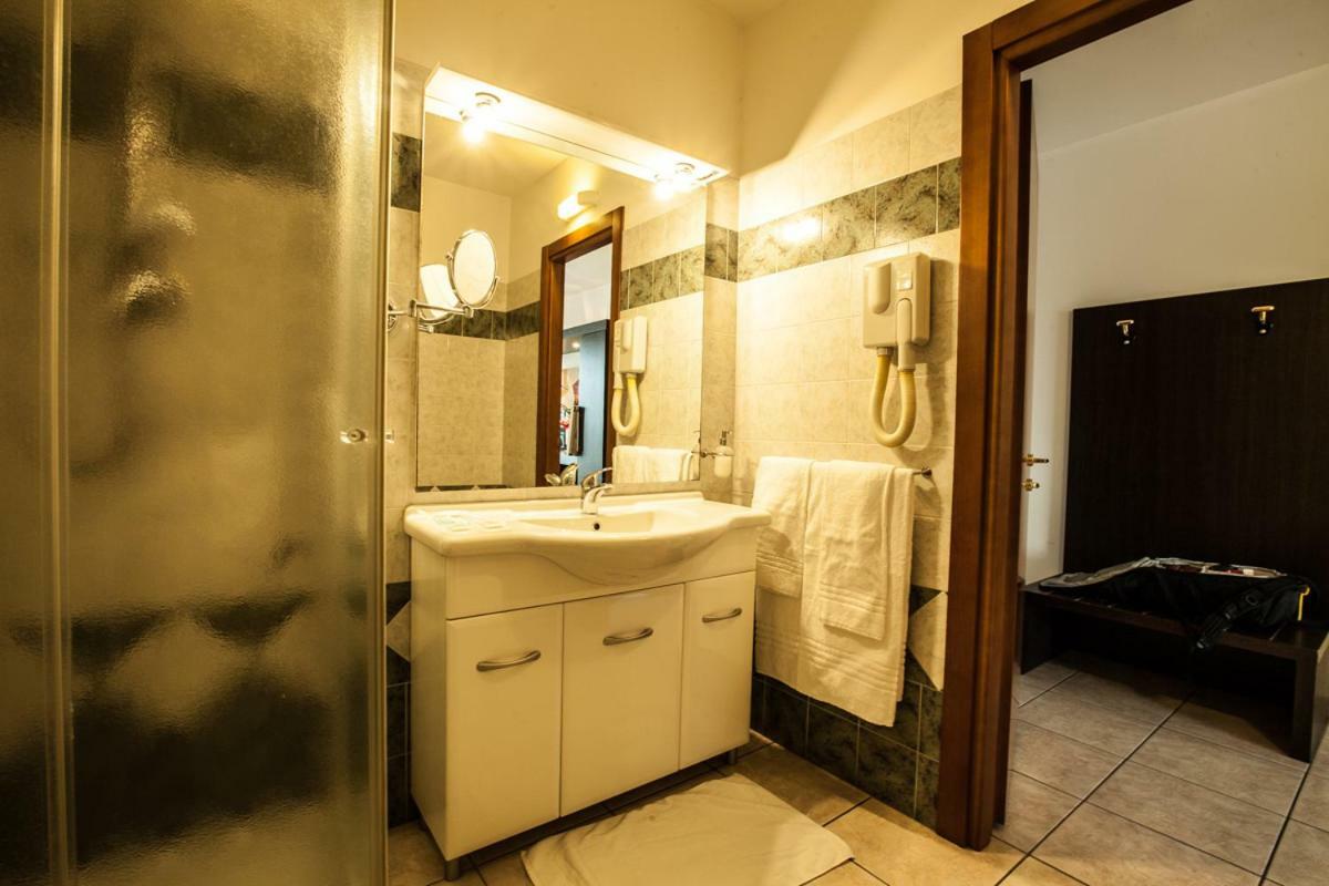Hotel Davide Rivoli Kültér fotó