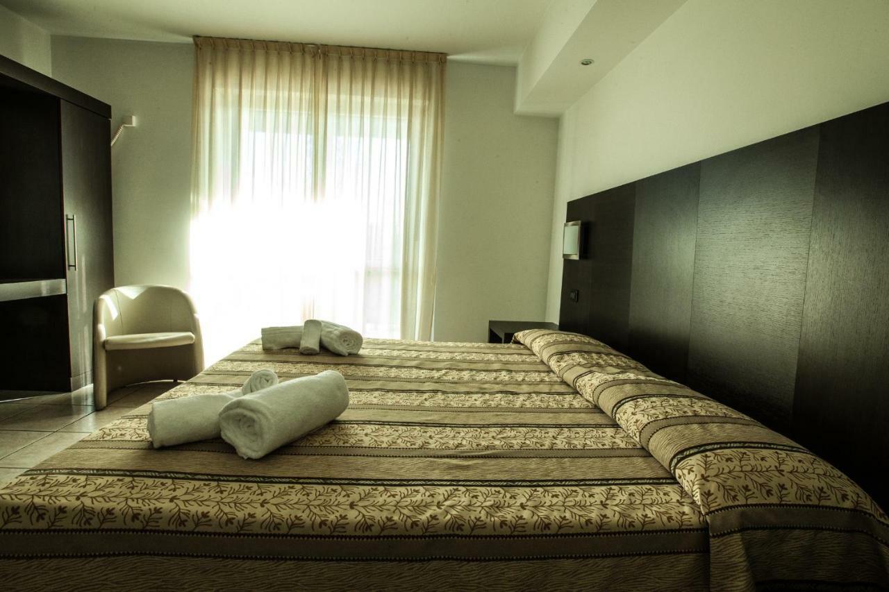 Hotel Davide Rivoli Kültér fotó