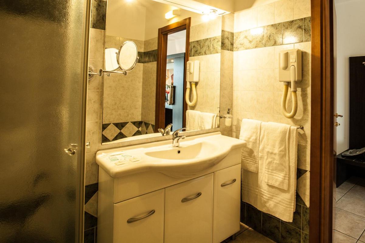 Hotel Davide Rivoli Kültér fotó